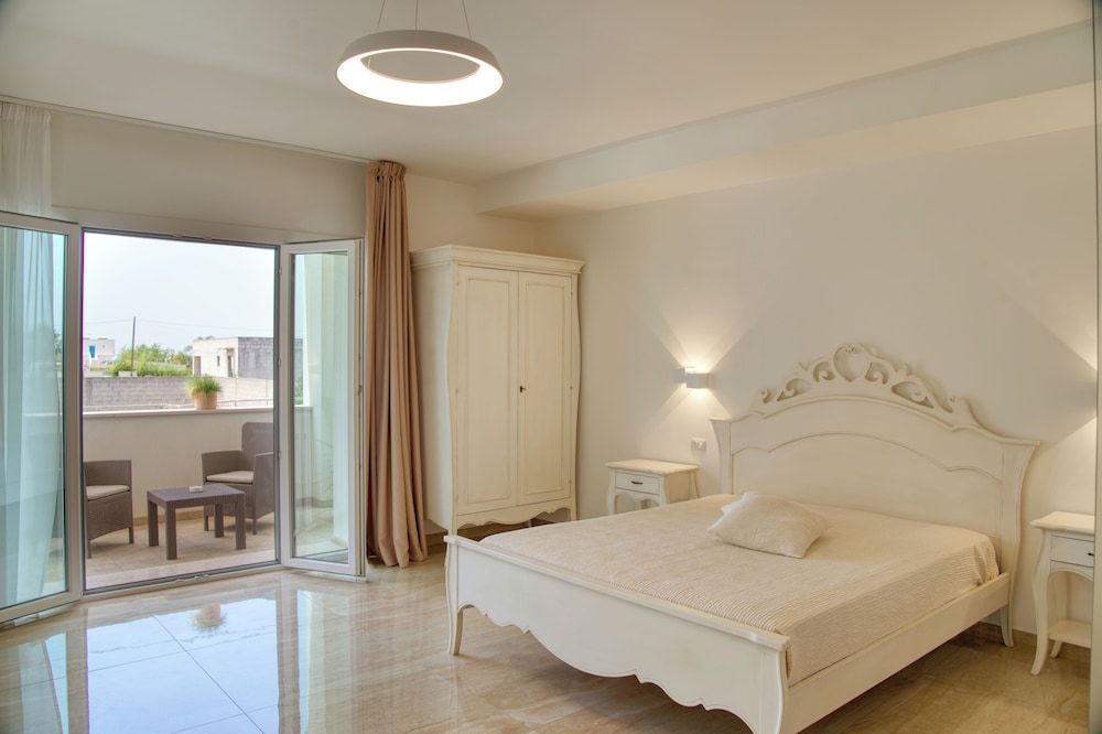 Dimore Relais - Suite Garden Breakfast Deluxe Double Room, Garden View 3