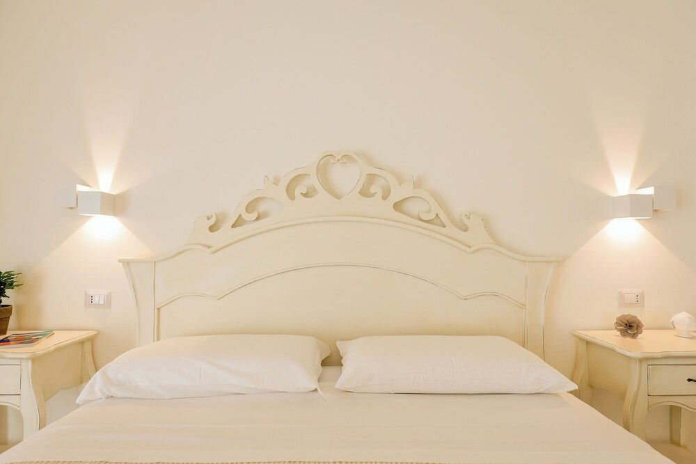 Dimore Relais - Suite Garden Breakfast Deluxe Double Room, Garden View 7