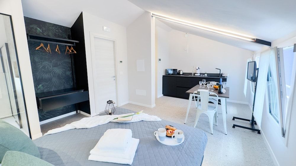 Graceful Apartments Hell Apartment by Ca-sa Check Apartment 28