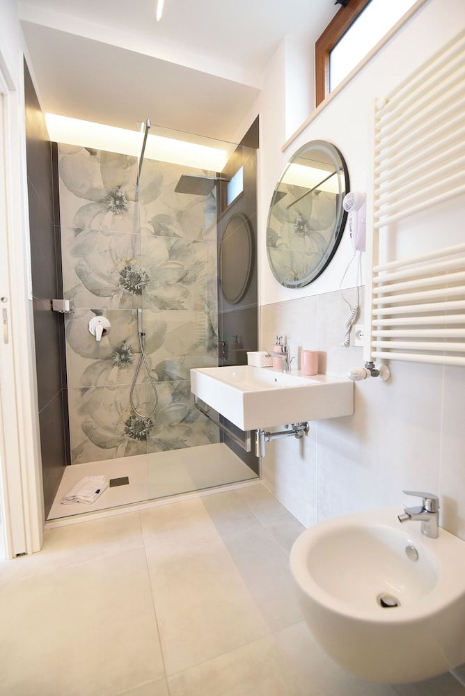 CASA EMMA Standard Double Room Single Use 10