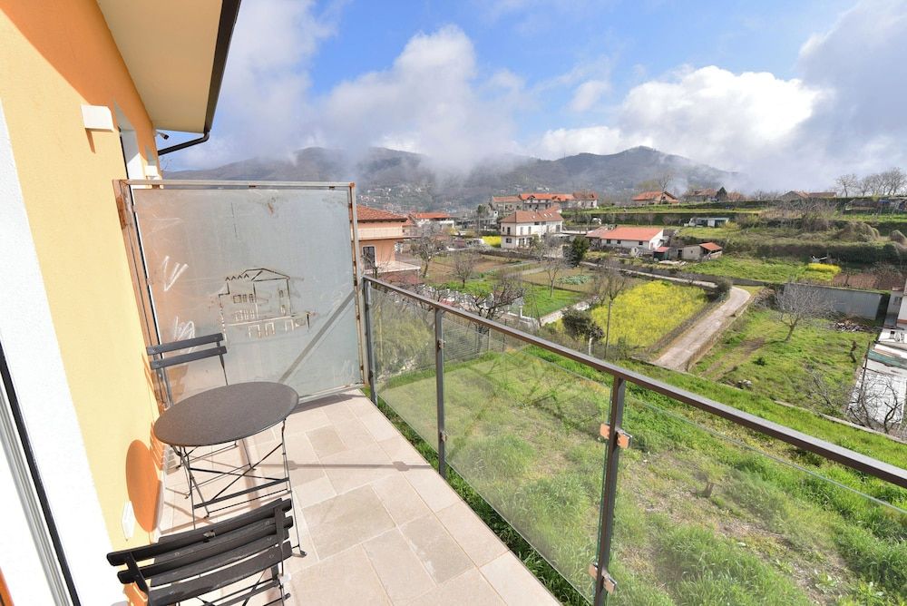 CASA EMMA Superior Double Room, 1 Bedroom, Balcony, Hill View 6