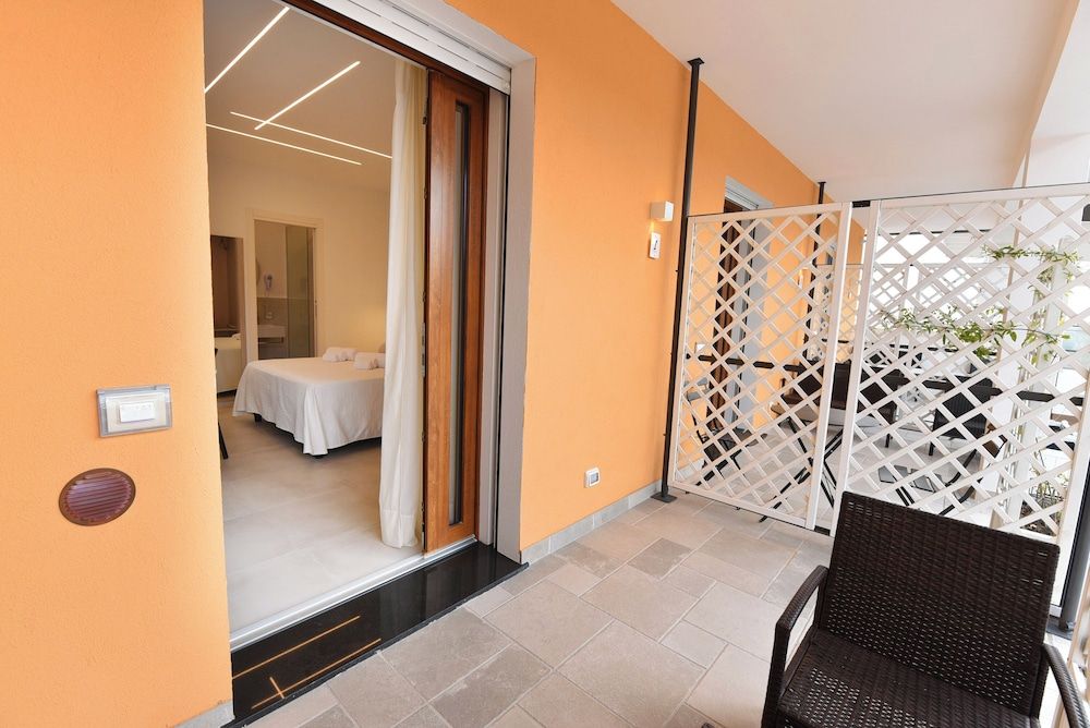 CASA EMMA Standard Double Room Single Use 12