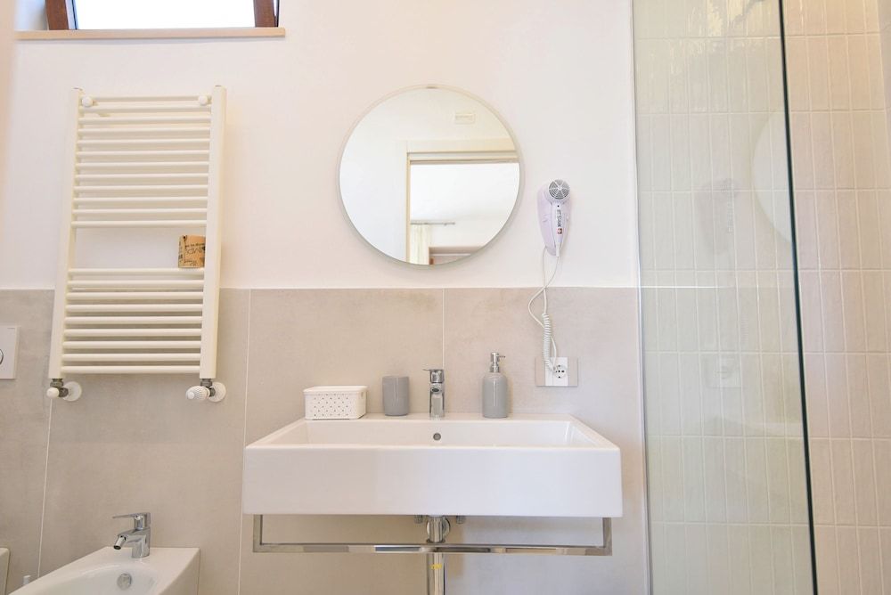 CASA EMMA Standard Double Room Single Use 8