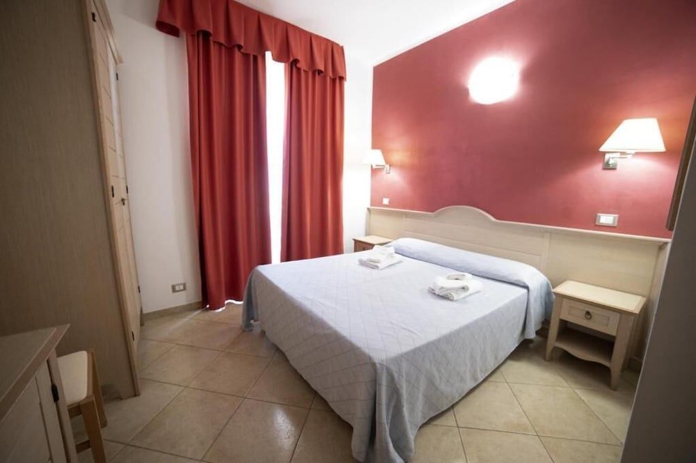 Superior Quadruple Room, Balcony, Sea View