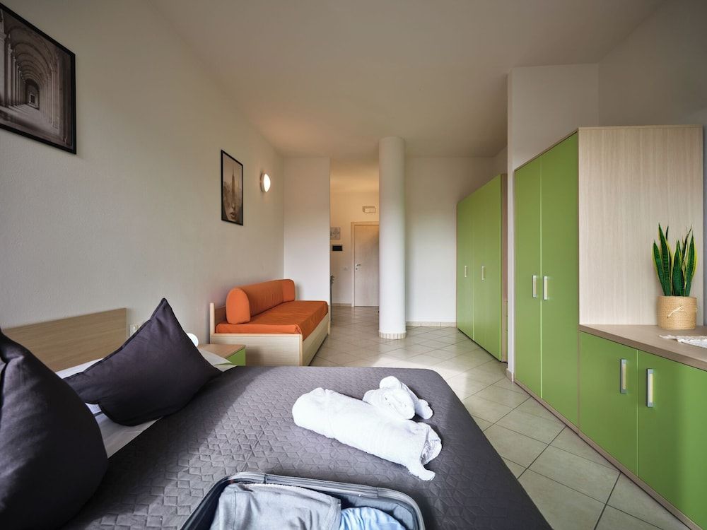 RESIDENCE LECCIO Standard Studio 15