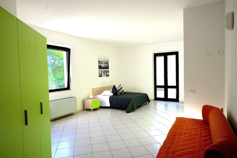 RESIDENCE LECCIO Superior Studio, City View 19