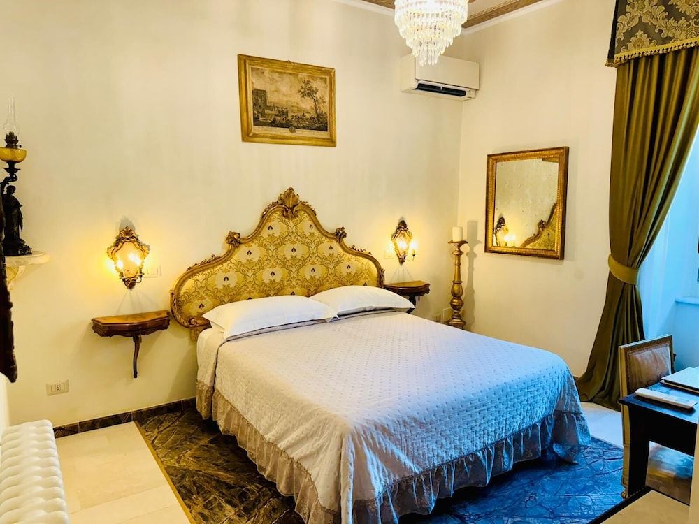 La Casa Di Agartha Luxury Double Room, Courtyard View