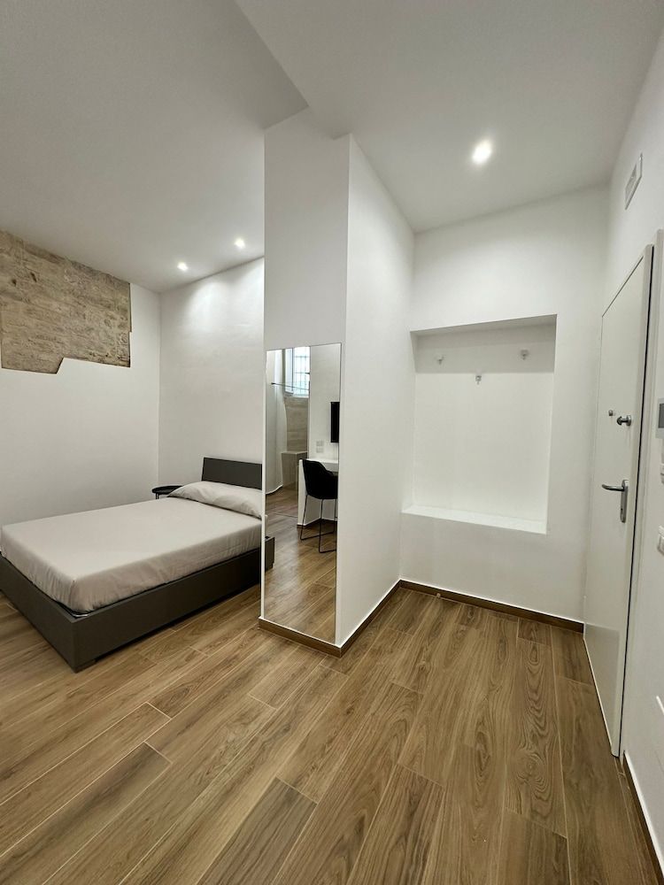 Le Stanze Ritrovate Deluxe Room 7