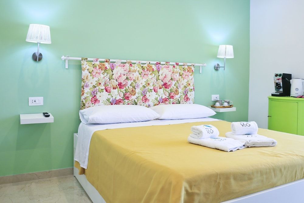 Basic Room, Garden View