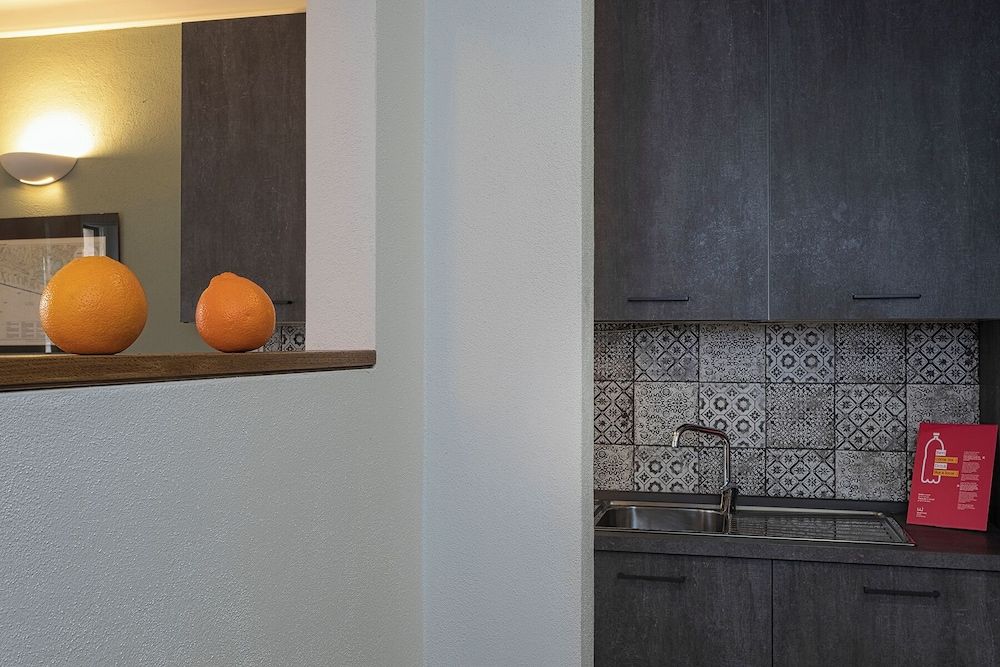 Basic Apartment, City View