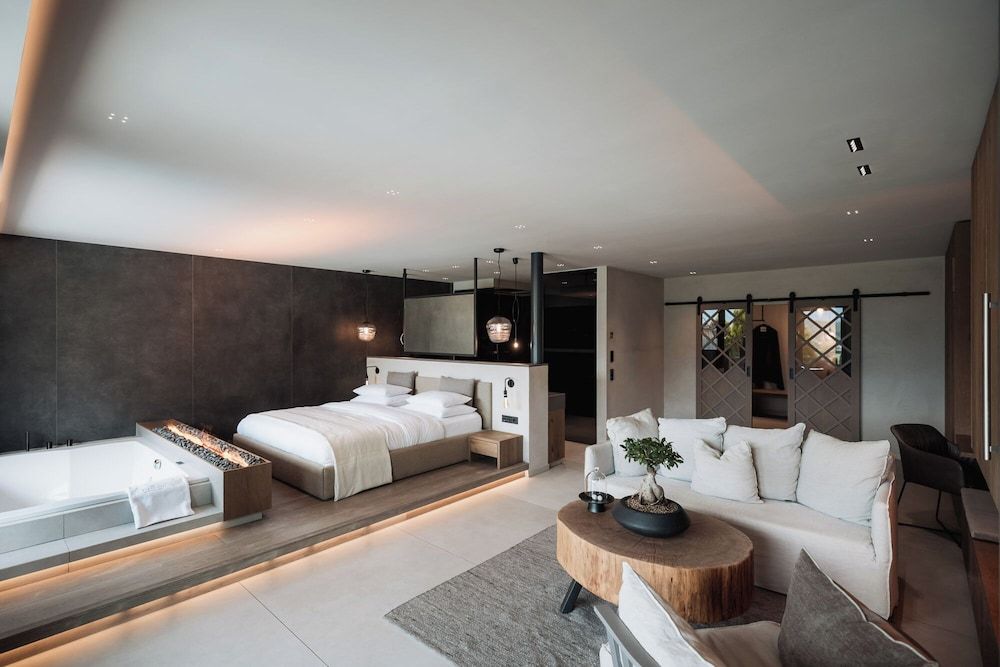 Chalet Purmontes Superior Double Room, Private Pool, Valley View 3