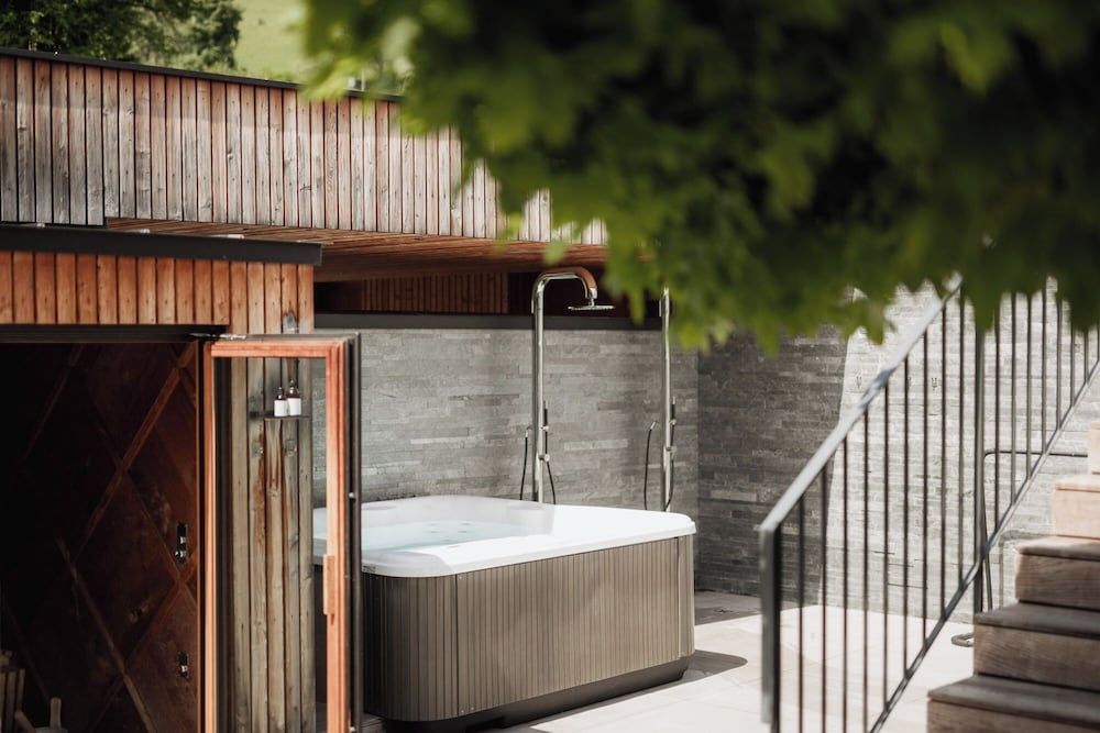 Chalet Purmontes Luxury Suite, Private Pool, Valley View 6