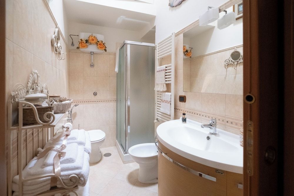 A Casa dei Nonni Deluxe Apartment 17