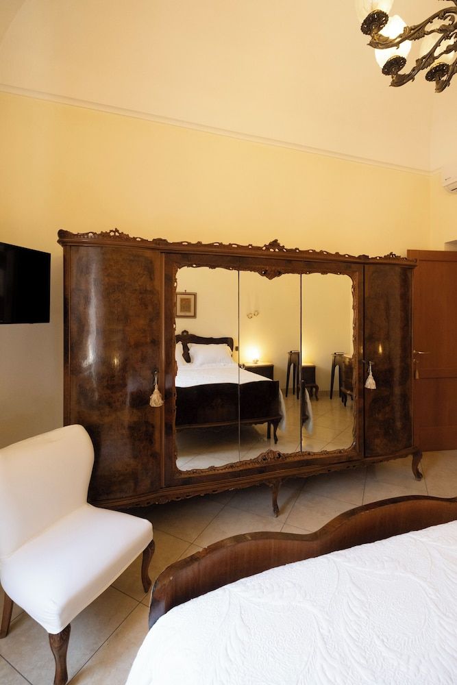 A Casa dei Nonni Deluxe Apartment 25