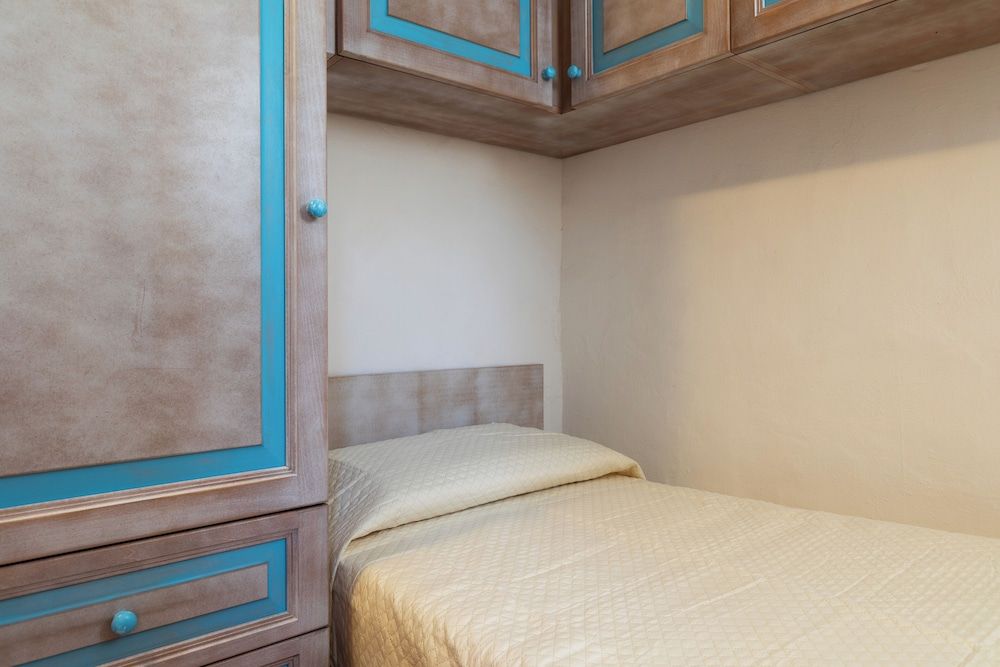 Classic Apartment, Partial Sea View