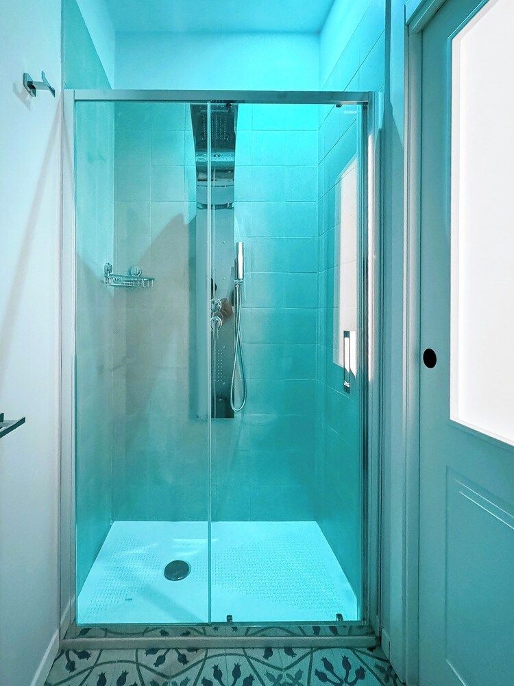 Volpe e Uva Winesuites & Spa Standard Double or Twin Room, City View 5