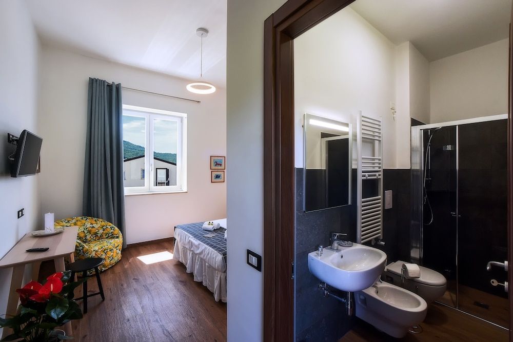 Agriturismo Guerritore Comfort Double or Twin Room 3