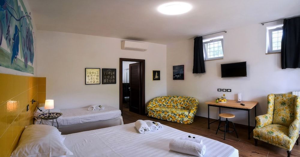 Agriturismo Guerritore Quadruple Room