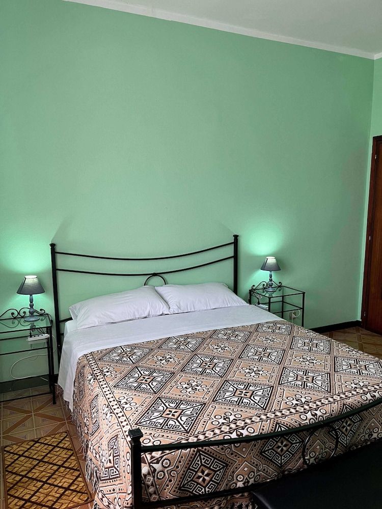 Room, 2 Bedrooms, Balcony, Garden View