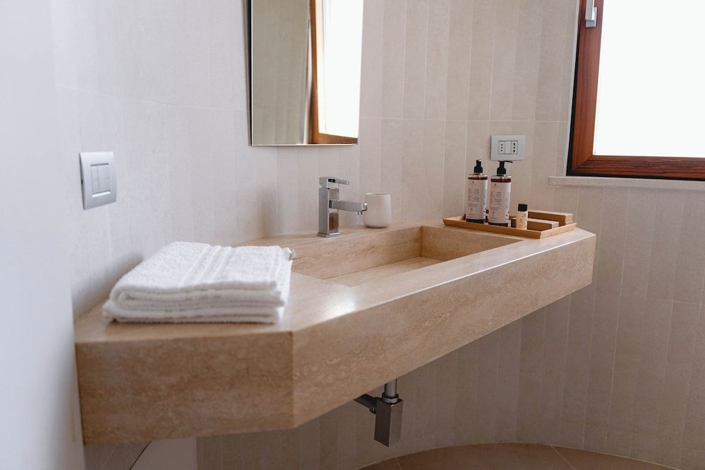 Ayma B&B Classic Room, Pool View 8