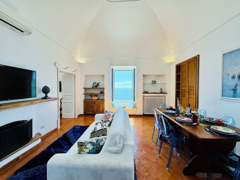 YourHome - La Casa di Chiara Deluxe Apartment, Sea View 15