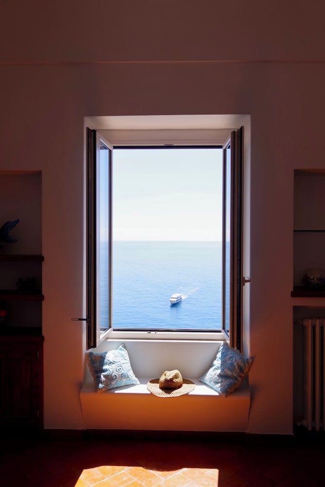 YourHome - La Casa di Chiara Deluxe Apartment, Sea View 6
