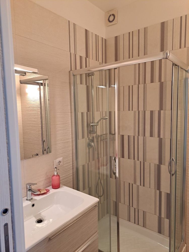 affittacamere massimo d'azeglio Comfort Apartment, City View 6