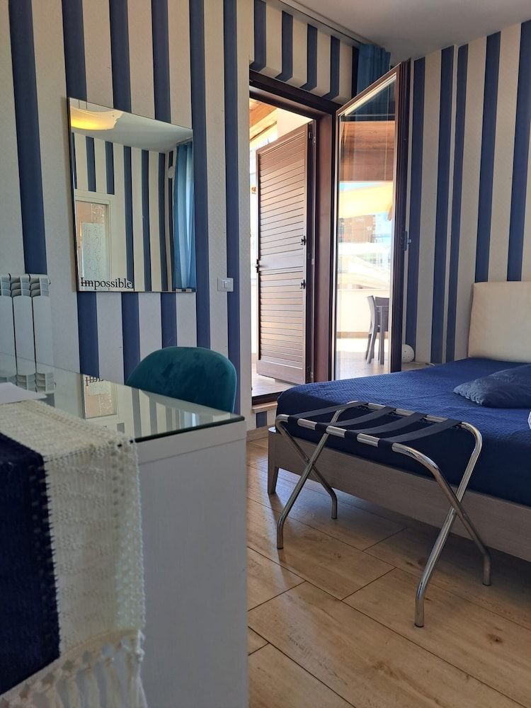 affittacamere massimo d'azeglio Deluxe Double Room, Garden View 4