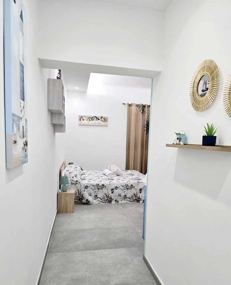 Aquamarina Rooms Deluxe Room, Partial Sea View 17