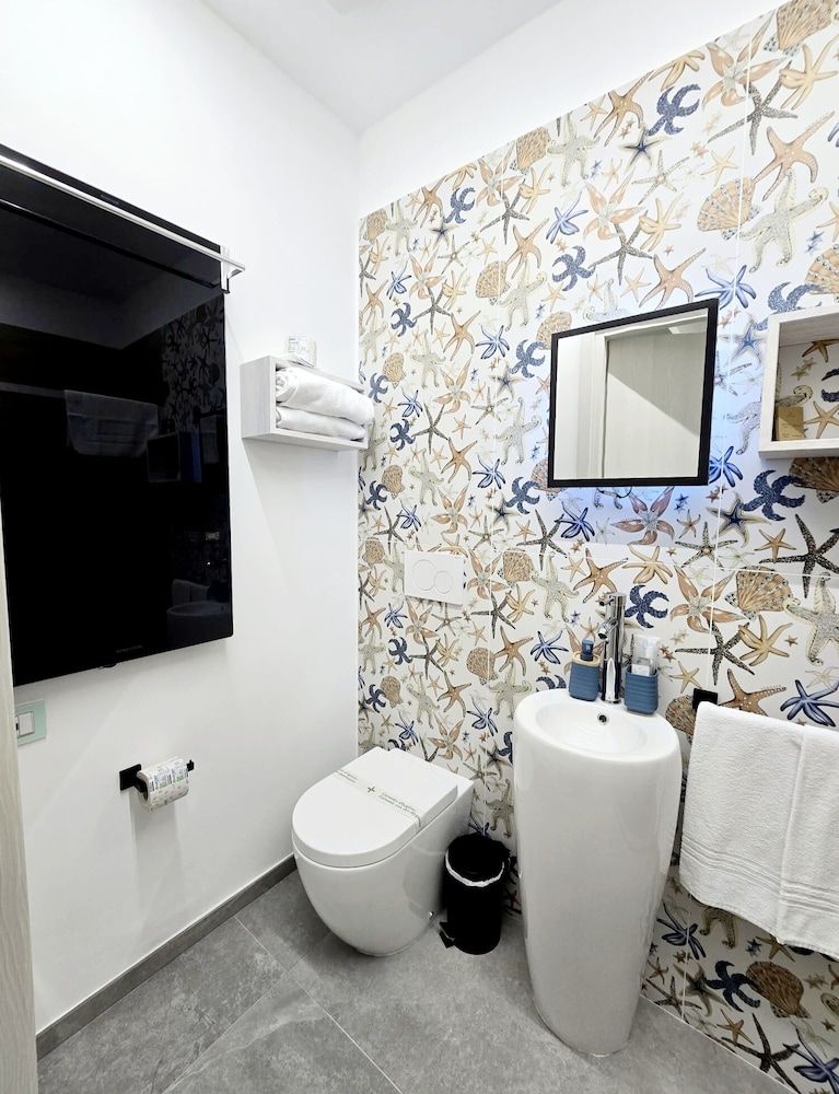 Aquamarina Rooms Deluxe Room, Partial Sea View 10