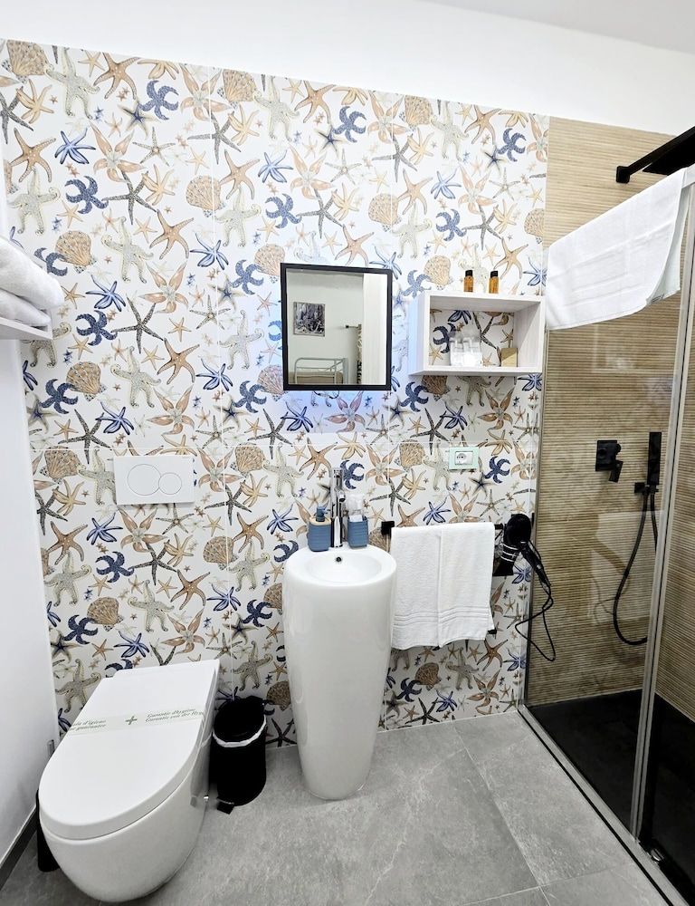 Aquamarina Rooms Deluxe Room, Partial Sea View 12