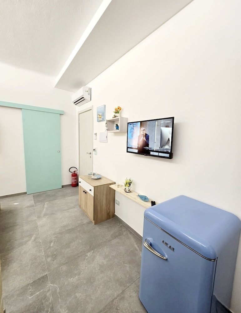 Aquamarina Rooms Deluxe Room, Courtyard View 27