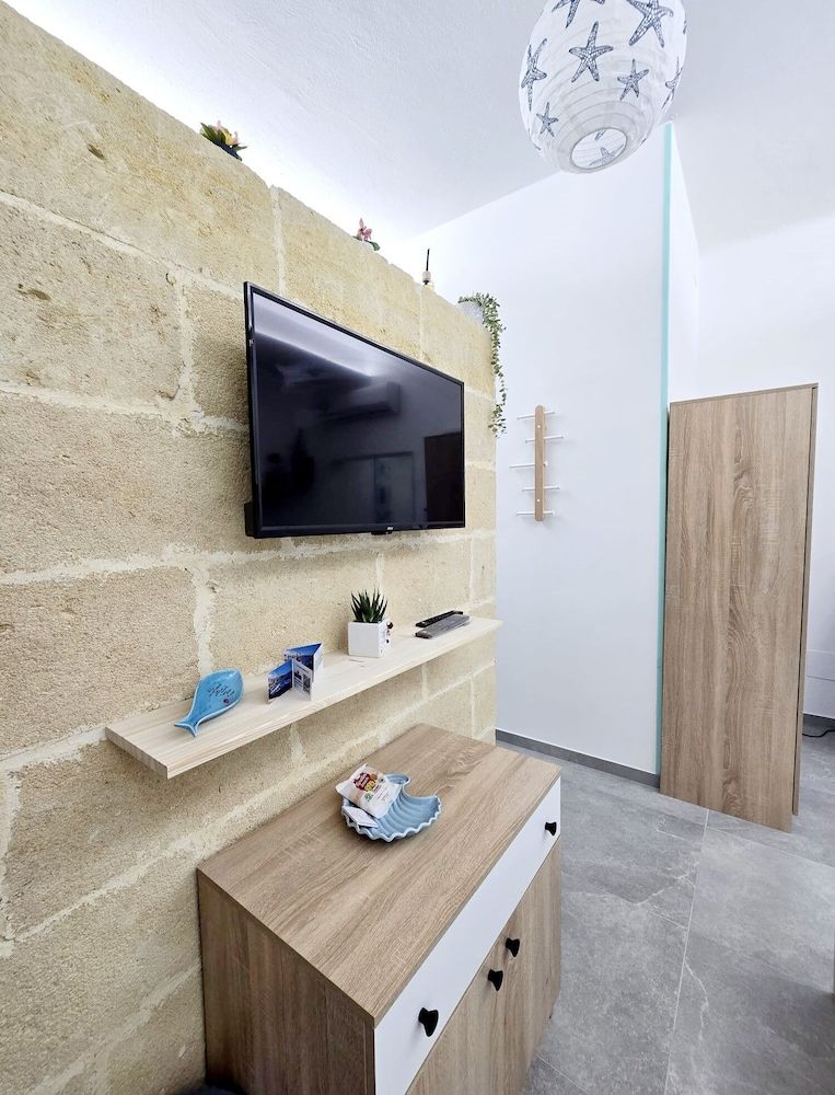 Aquamarina Rooms Deluxe Room, Partial Sea View 18