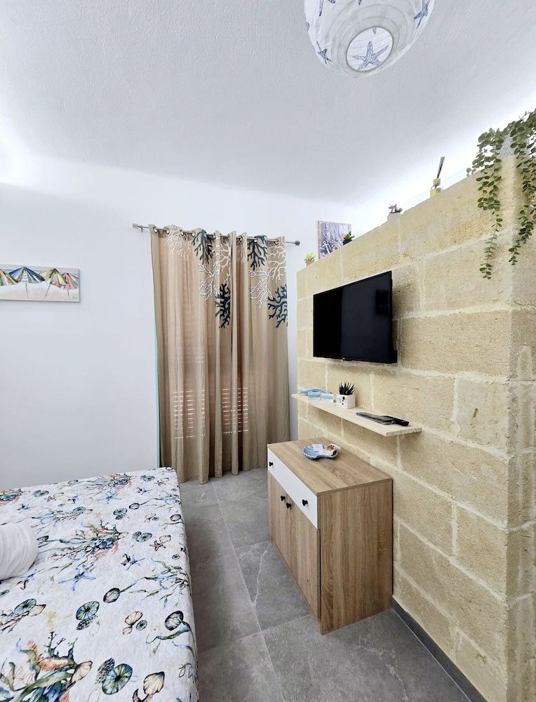 Aquamarina Rooms Deluxe Room, Partial Sea View 19