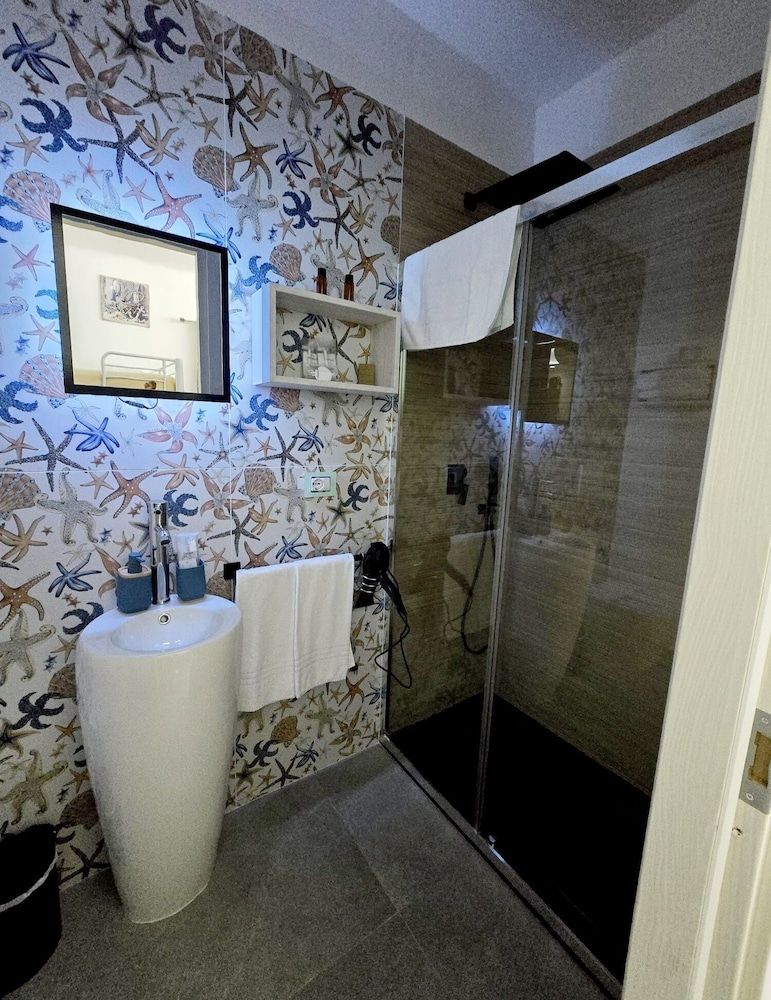 Aquamarina Rooms Deluxe Room, Partial Sea View 6