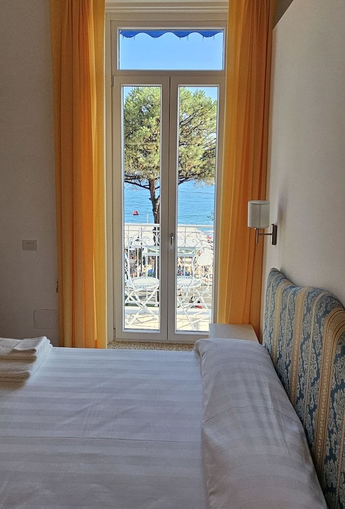 Galene - Beachfront in Costa d'Amalfi Comfort Room, Balcony, Sea View 15