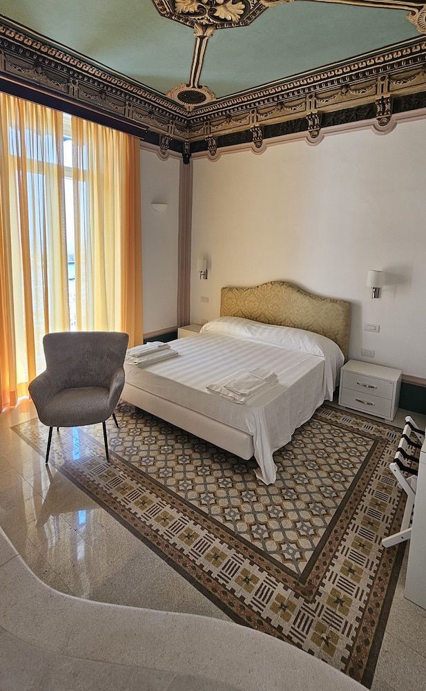 Galene - Beachfront in Costa d'Amalfi Superior Room, Balcony, Sea View 4