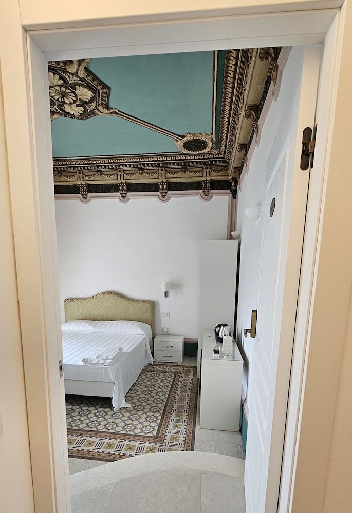 Galene - Beachfront in Costa d'Amalfi Superior Room, Balcony, Sea View 13