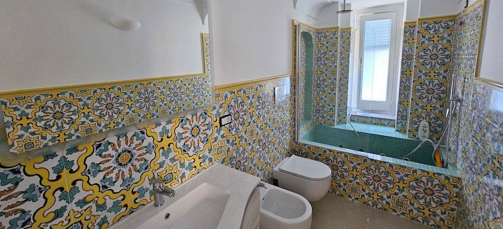 Galene - Beachfront in Costa d'Amalfi Deluxe Quadruple Room, Kitchen, Sea View