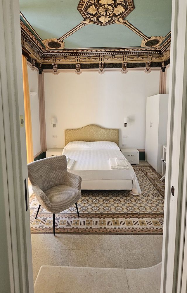 Galene - Beachfront in Costa d'Amalfi Superior Room, Balcony, Sea View 3