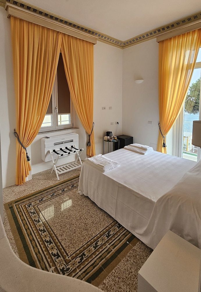 Galene - Beachfront in Costa d'Amalfi Comfort Room, Balcony, Sea View 7