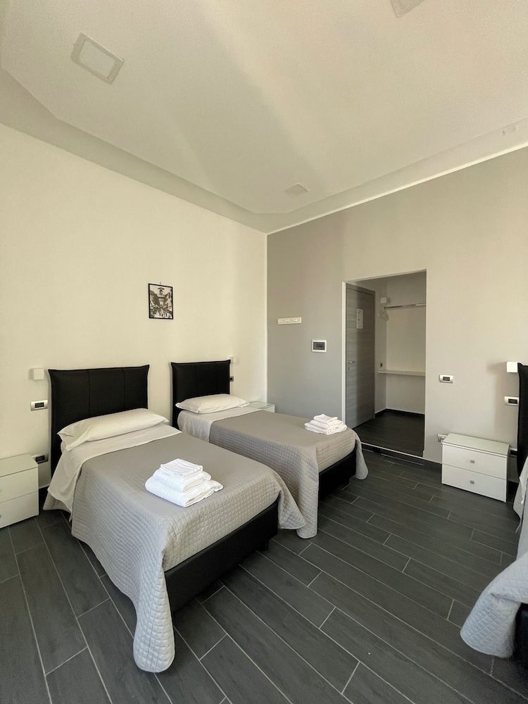 Family Quadruple Room, Balcony, City View