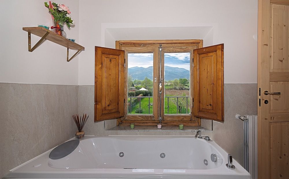 B&B Toringo Deluxe Double or Twin Room, Mountain View 4