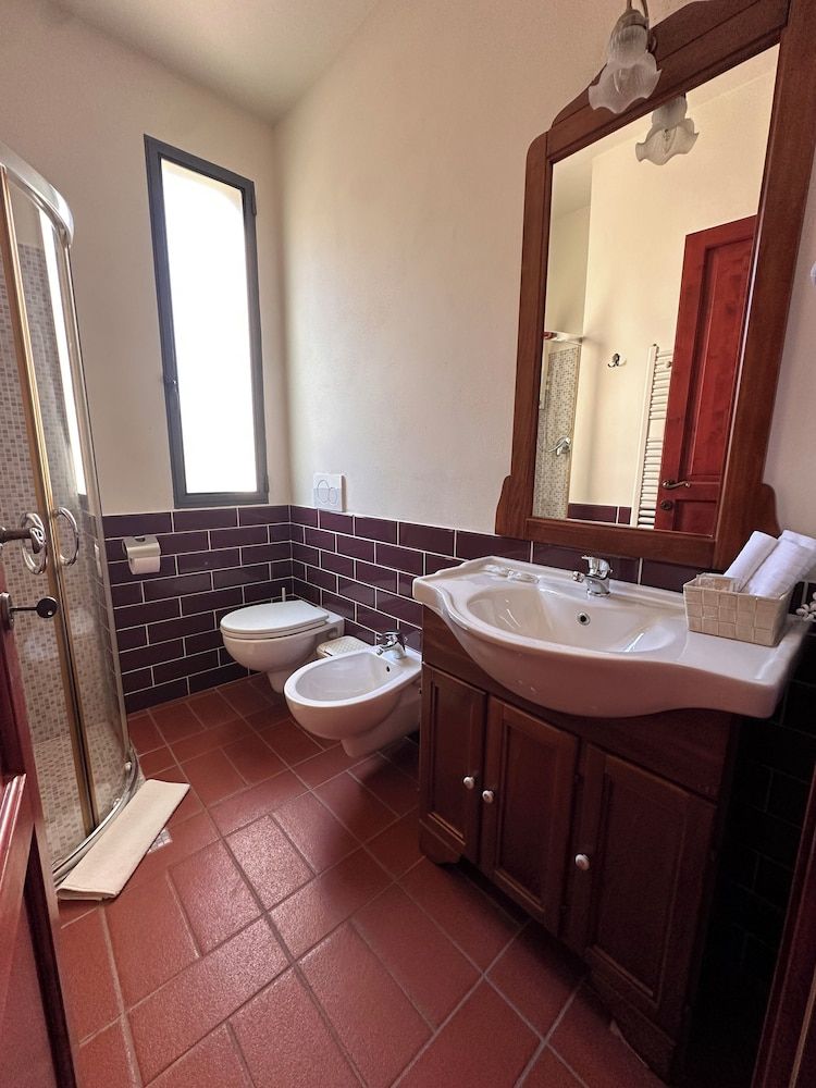 Casa Giulietta B&B Triple Room, 2 Bedrooms 5