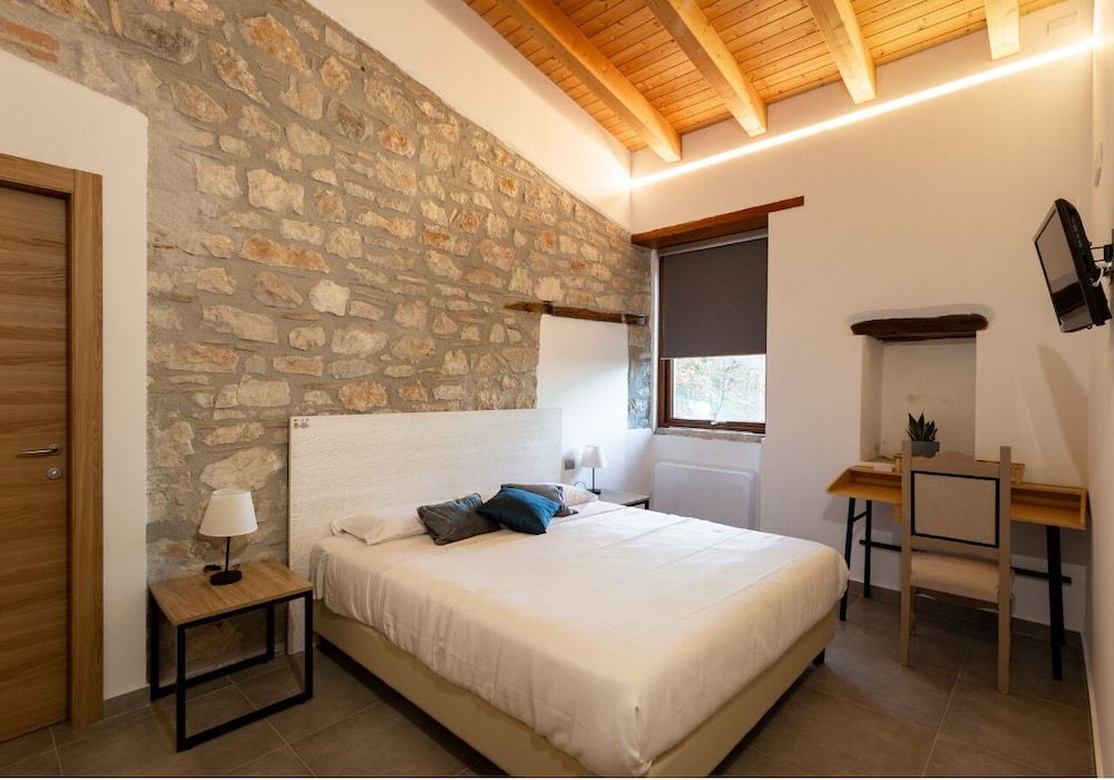Room, Garden View, Mountainside