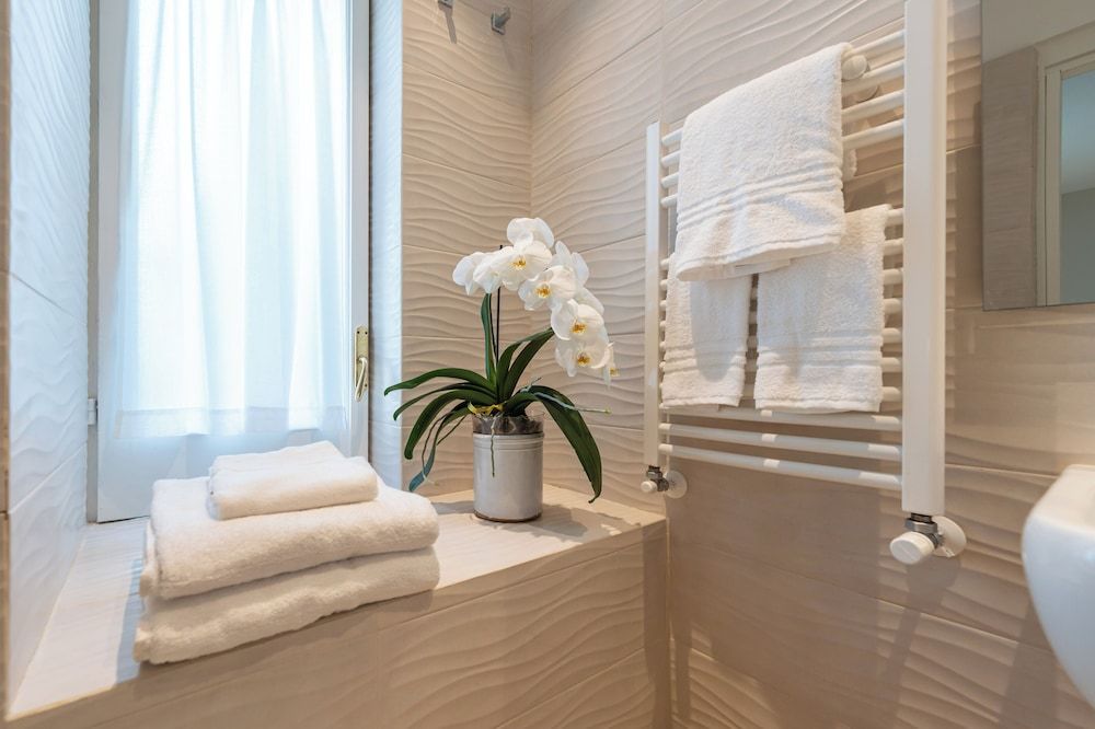 Six Luxury Room Family Quadruple Room 9