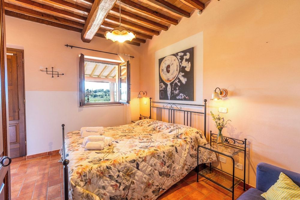 Agriturismo Melodie Toscane Classic Room, Hill View 4