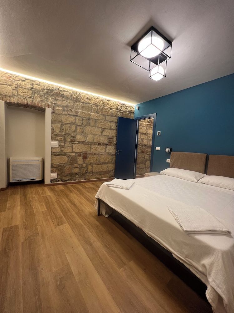 Comfort Apartment, Kitchenette, Hill View