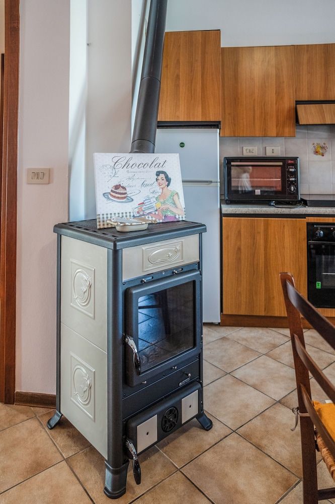 La Casa Del Sole Apartment, 2 Bedrooms, Balcony 13