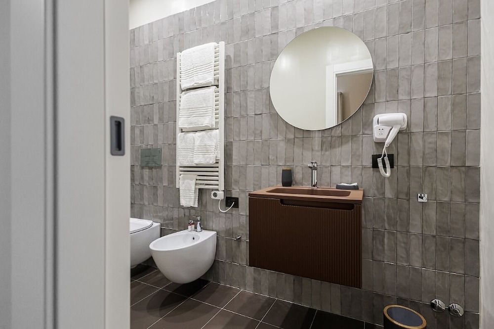 RV 2.0 Deluxe Double or Twin Room, Balcony, City View 8